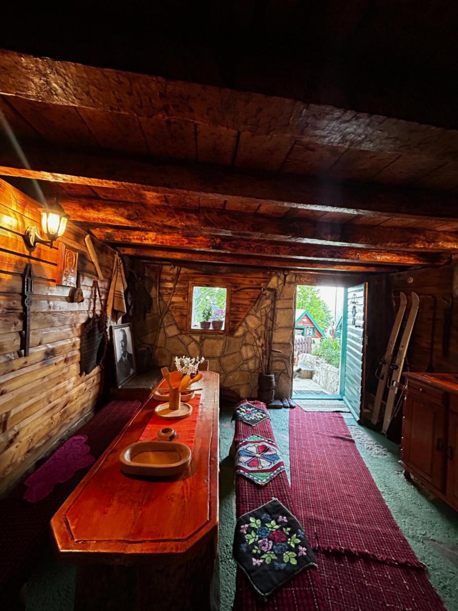 Villa Durmitorska Koliba Sa Kupatilom à Žabljak Extérieur photo