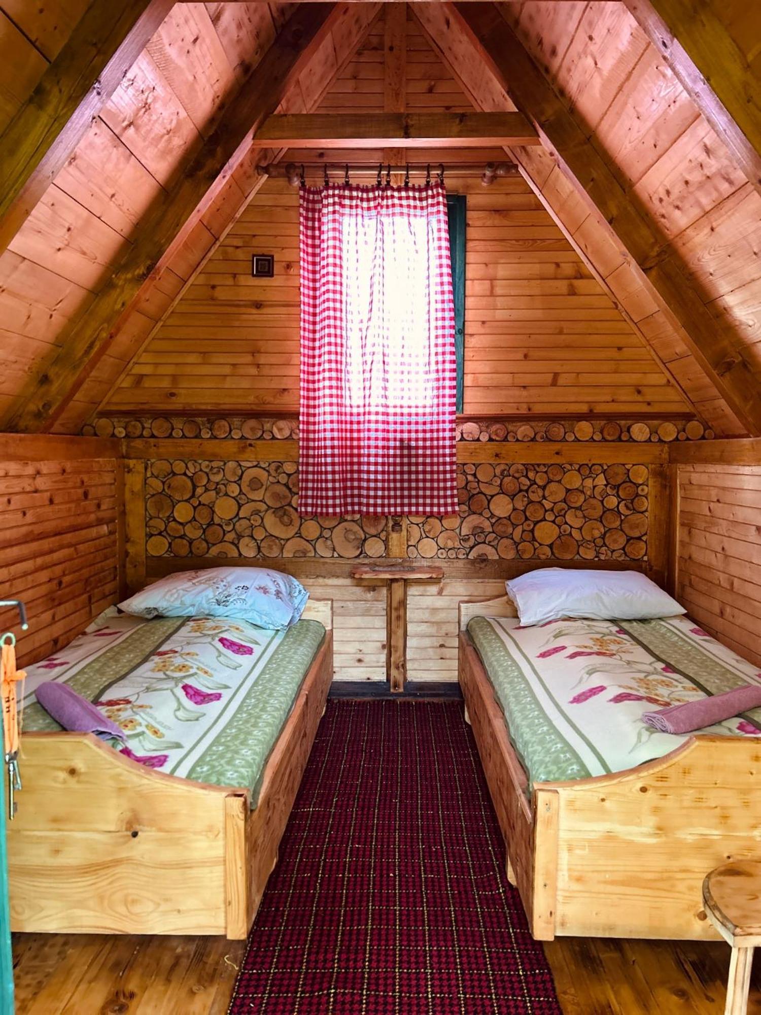 Villa Durmitorska Koliba Sa Kupatilom à Žabljak Extérieur photo